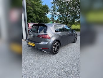 Used Volkswagen Golf 2017 for sale - 79822033: Photo