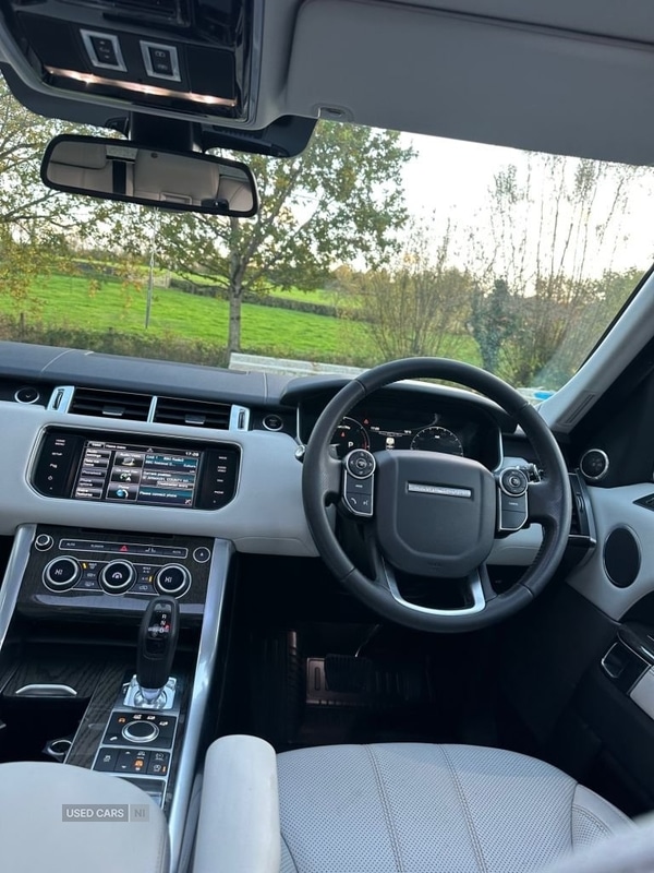 Used Land Rover Range Rover Sport 2014 for sale - 77575661: Photo 8
