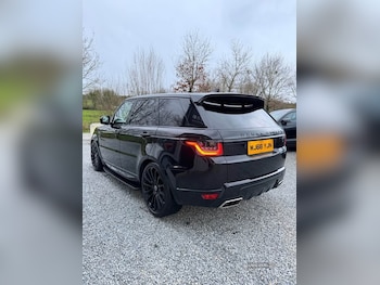 Used Land Rover Range Rover Sport 2018 for sale - 78462761: Photo
