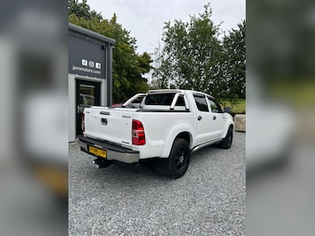 Used Toyota Hilux 2015 for sale - 76458226: Photo