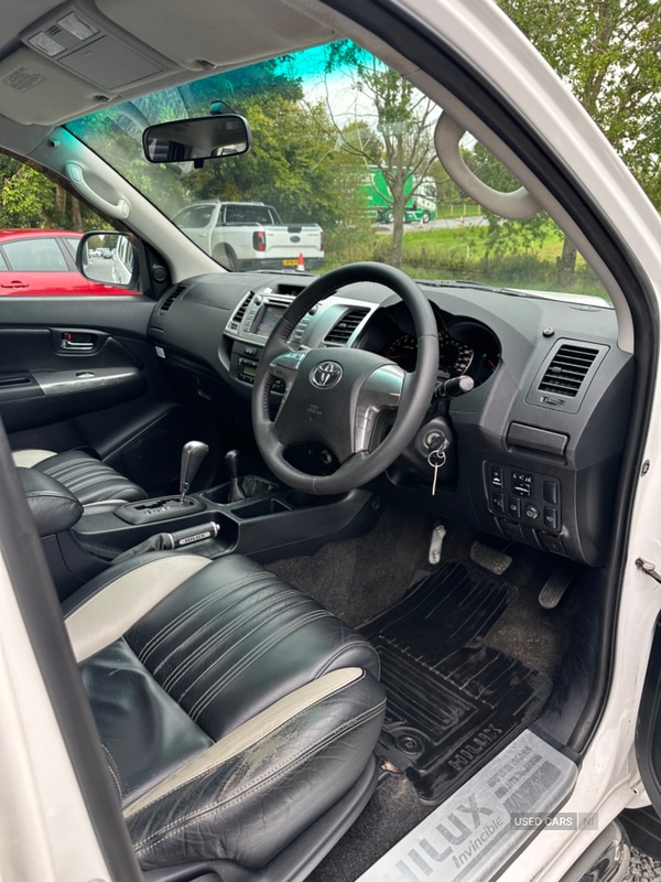 Used Toyota Hilux 2015 for sale - 76458226: Photo 5
