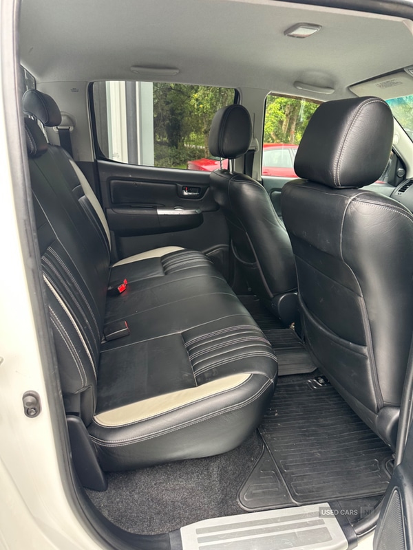 Used Toyota Hilux 2015 for sale - 76458226: Photo 7