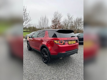 Used Land Rover Discovery Sport 2016 for sale - 77684795: Photo