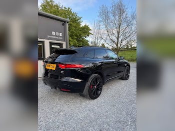 Used Jaguar F-Pace 2018 for sale - 79658802: Photo