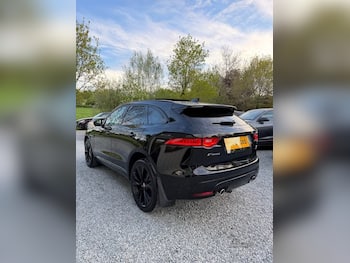 Used Jaguar F-Pace 2018 for sale - 79658802: Photo