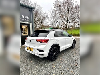 Used Volkswagen T-Roc 2018 for sale - 79146457: Photo