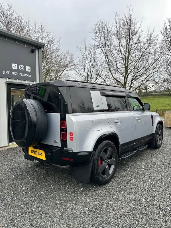 Used Land Rover Defender 2023 for sale - 77684822: Photo 2