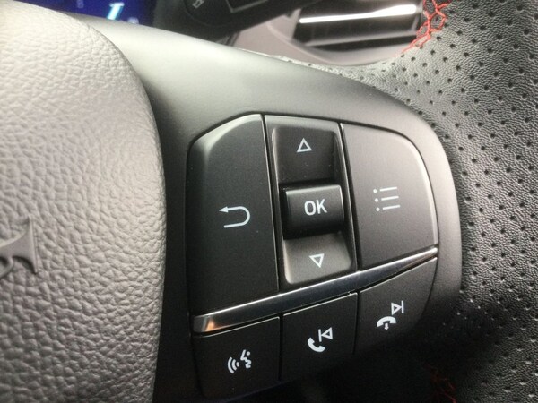 Used Ford Focus 2023 for sale - 75538020: Photo 38