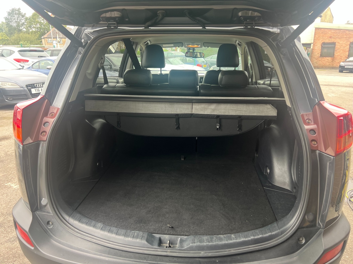 Used Toyota RAV4 2013 for sale - 76126244: Photo 17