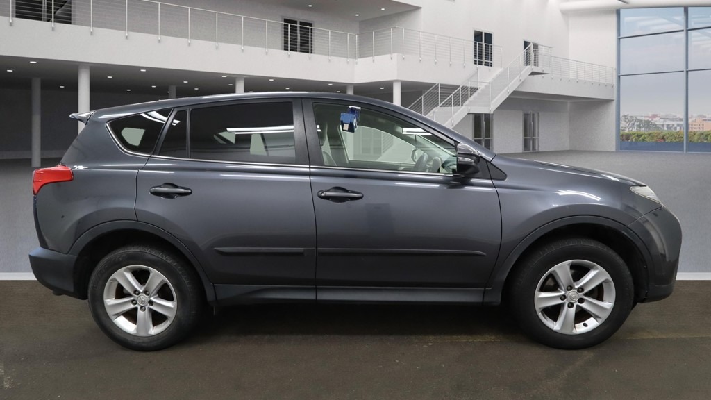 Used Toyota RAV4 2013 for sale - 76126244: Photo 7