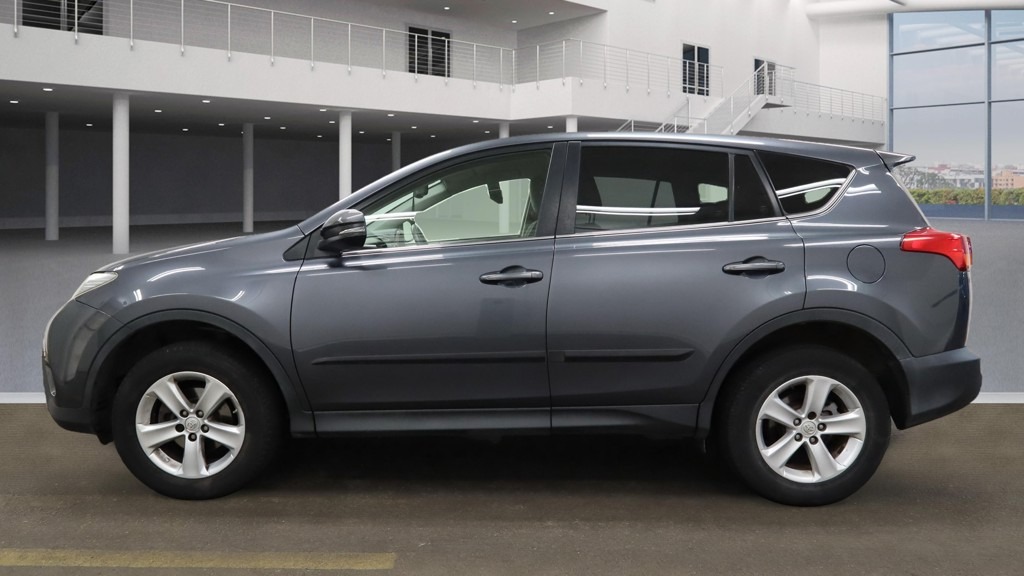 Used Toyota RAV4 2013 for sale - 76126244: Photo 8