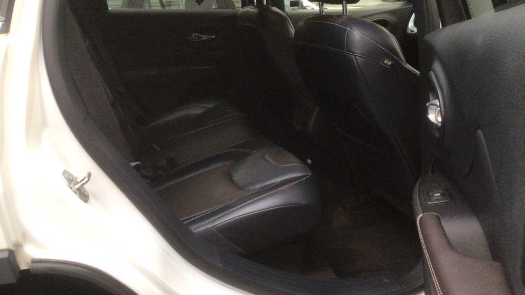 Used Jeep Cherokee 2016 for sale - 76170530: Photo 8