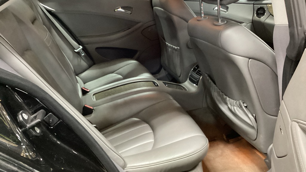 Used Mercedes-Benz CLS 2007 for sale - 77475313: Photo 9