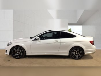 Used Mercedes-Benz C Class 2013 for sale - 79151027: Photo