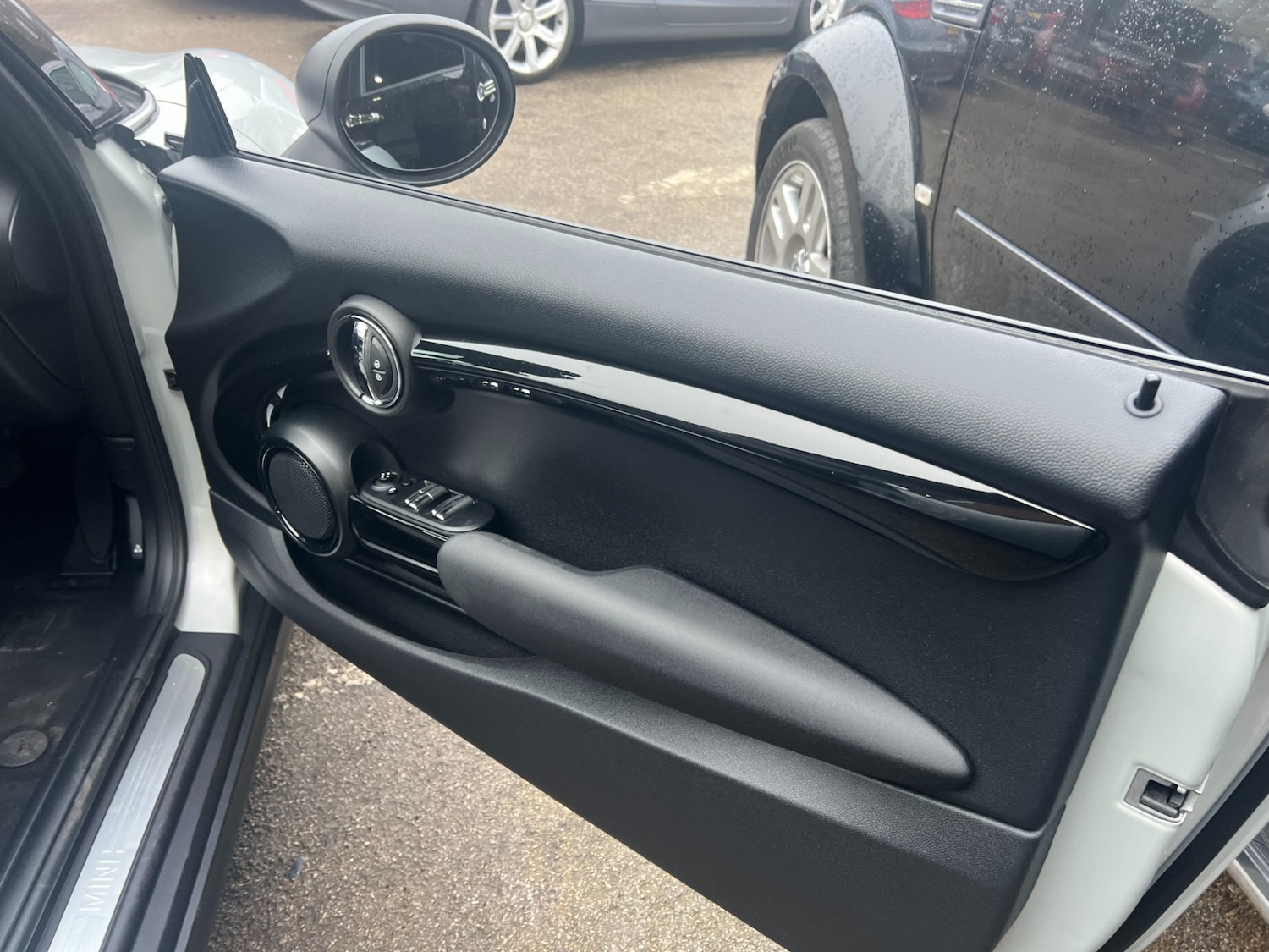 Used MINI Convertible 2017 for sale - 77247430: Photo 13