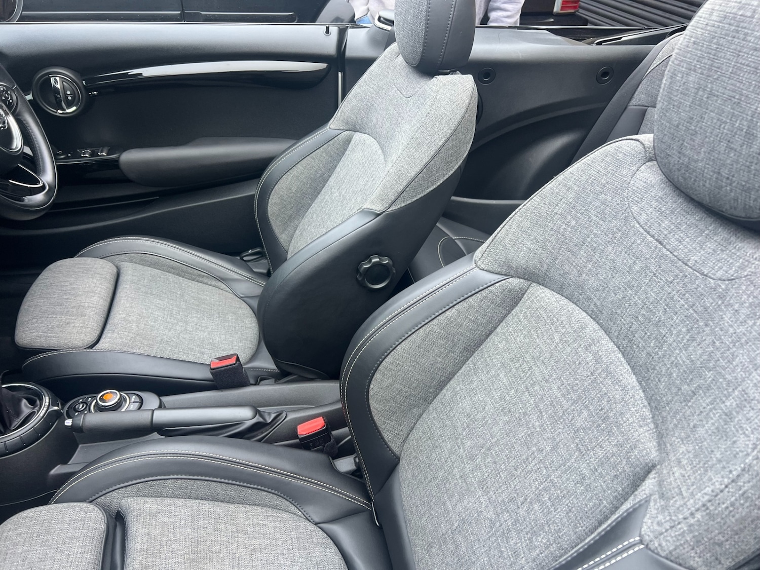 Used MINI Convertible 2017 for sale - 77247430: Photo 16