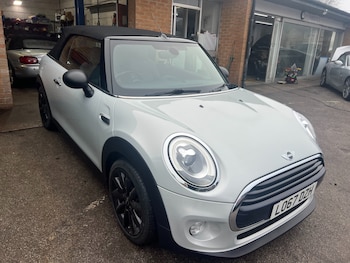 Used MINI Convertible 2017 for sale - 77247430: Photo