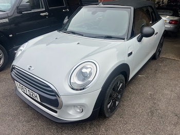 Used MINI Convertible 2017 for sale - 77247430: Photo