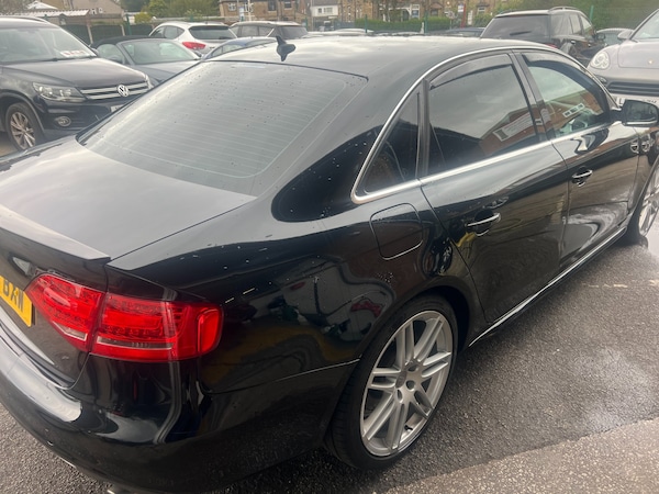 Used Audi A4 2010 for sale - 76113882: Photo 10