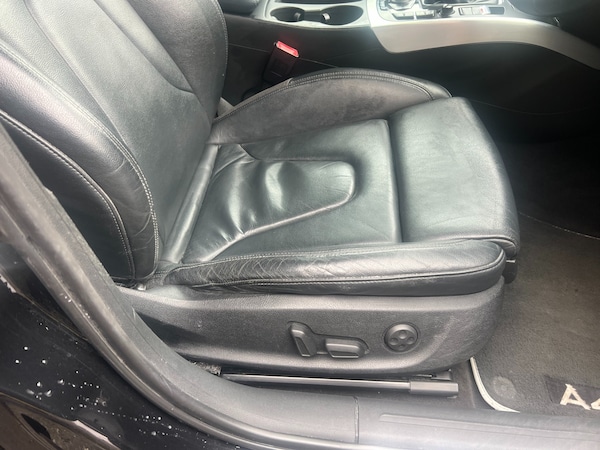 Used Audi A4 2010 for sale - 76113882: Photo 15