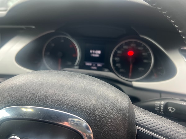 Used Audi A4 2010 for sale - 76113882: Photo 19