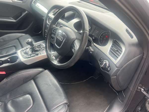 Used Audi A4 2010 for sale - 76113882: Photo 20