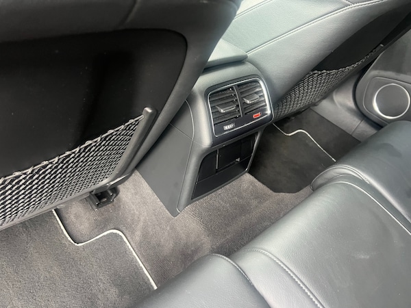 Used Audi A4 2010 for sale - 76113882: Photo 22