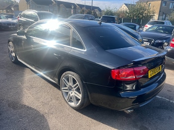 Used Audi A4 2010 for sale - 76113882: Photo