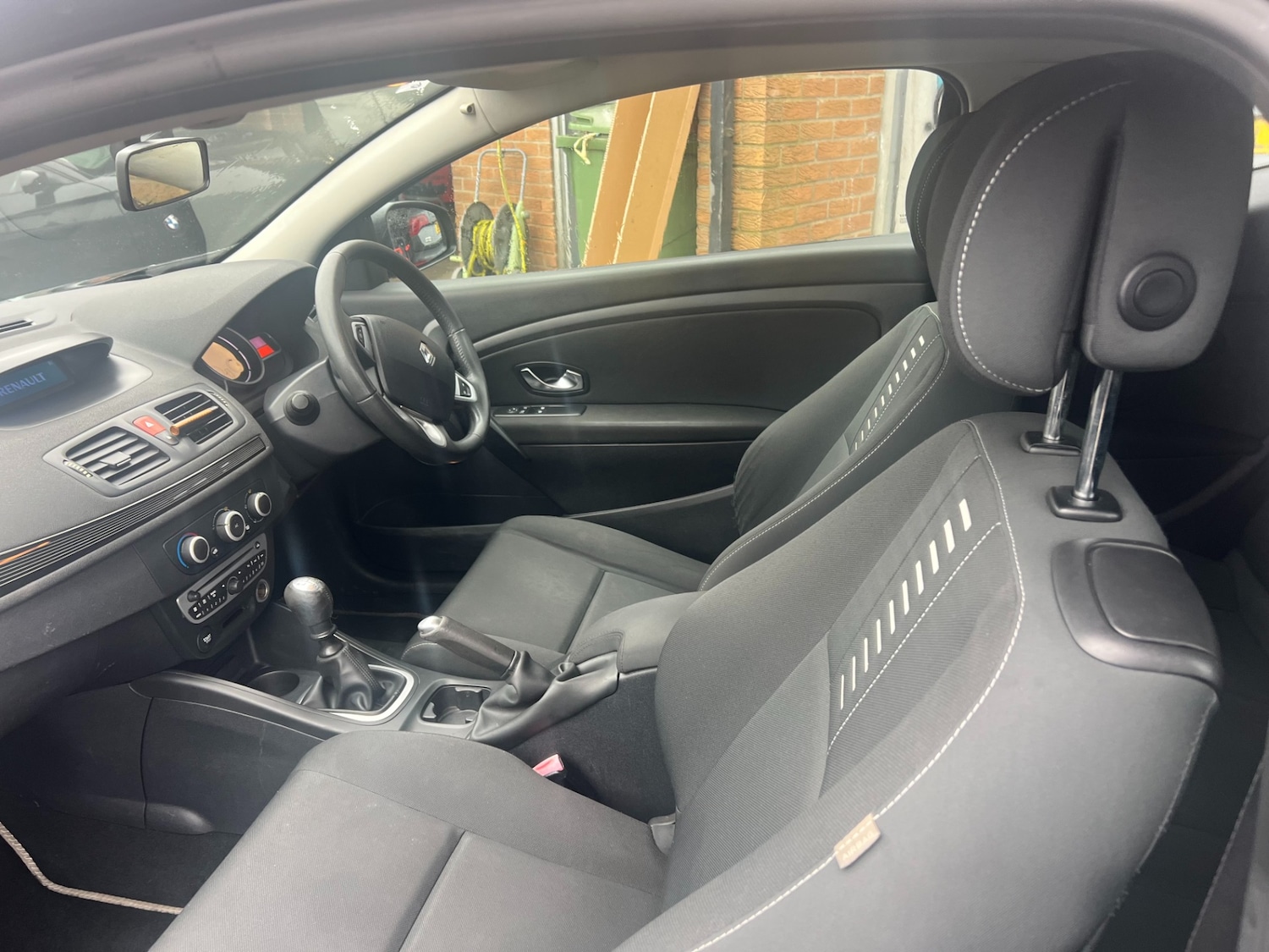 Used Renault Megane 2010 for sale - 77541718: Photo 18