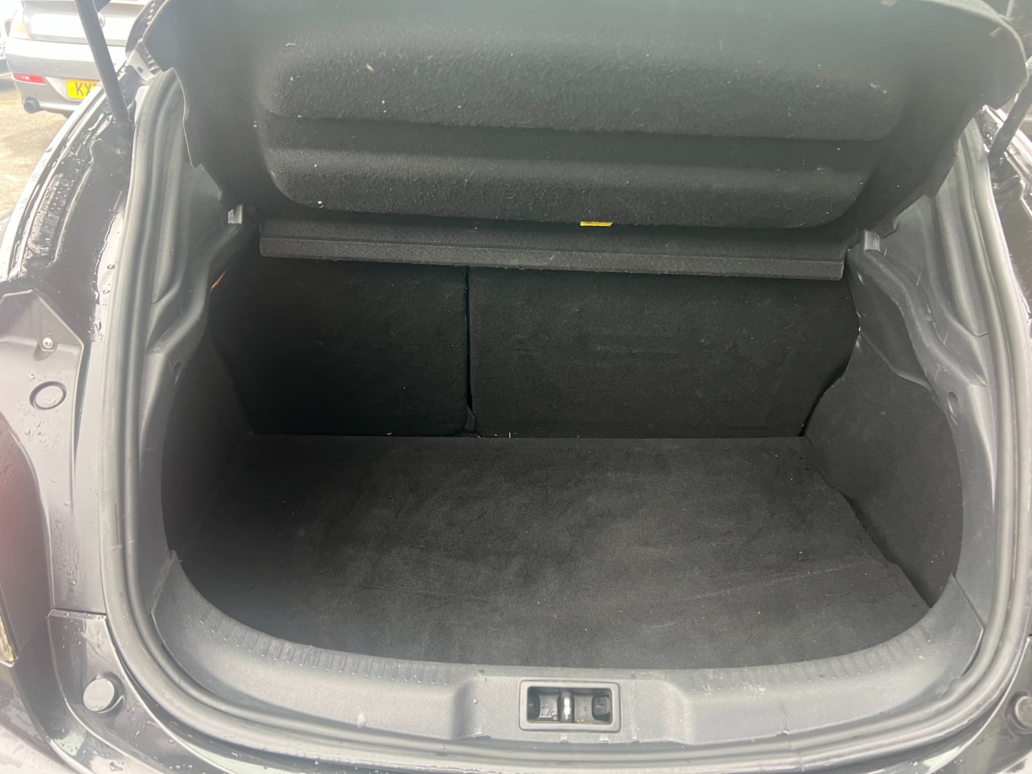 Used Renault Megane 2010 for sale - 77541718: Photo 8