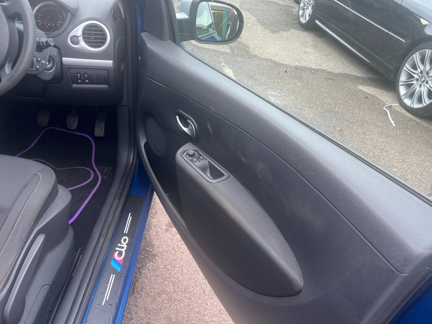 Used Renault Clio 2010 for sale - 77377721: Photo 6