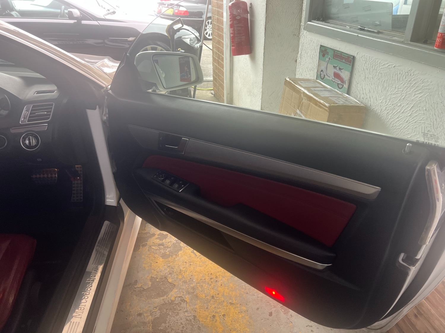 Used Mercedes-Benz E Class 2014 for sale - 77124035: Photo 9