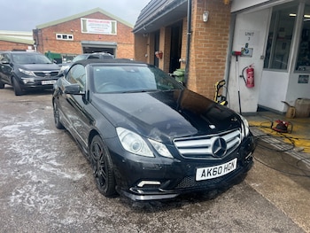 Used Mercedes-Benz E Class 2010 for sale - 78802200: Photo