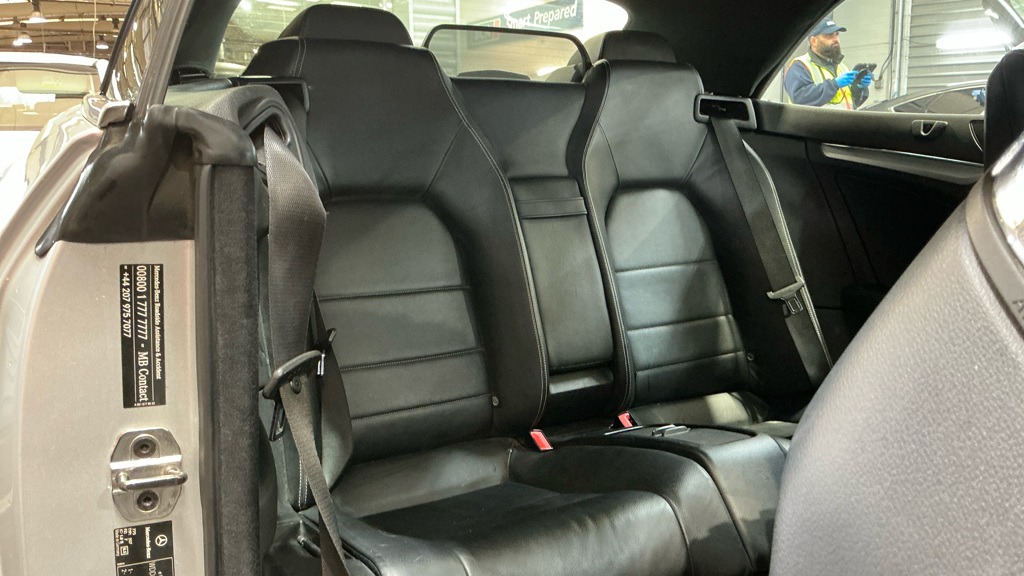 Used Mercedes-Benz E Class 2011 for sale - 77124023: Photo 10