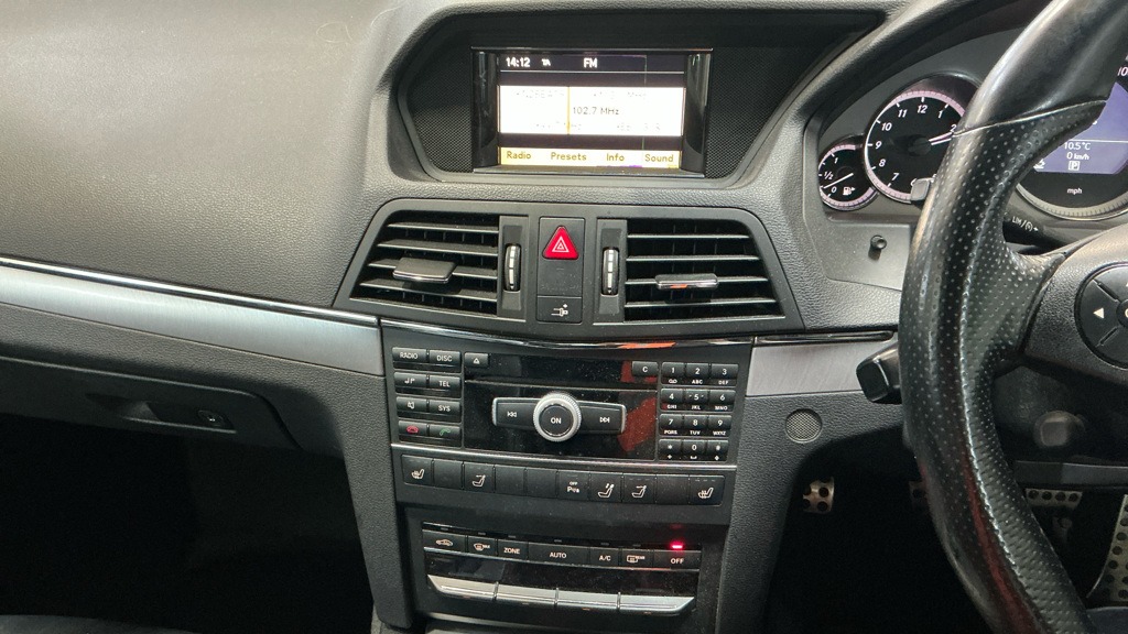 Used Mercedes-Benz E Class 2011 for sale - 77124023: Photo 13