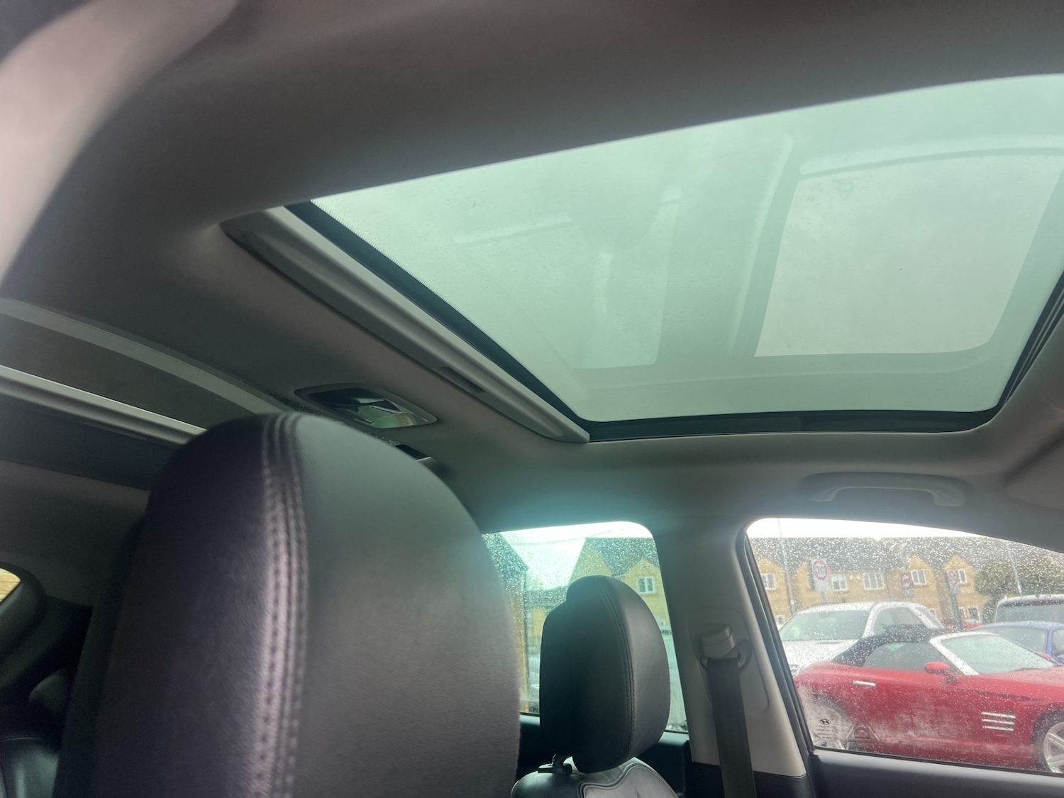 Used Hyundai Ix35 2010 for sale - 76462346: Photo 11