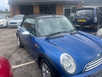 Used MINI Convertible 2005 for sale - 78894491: Photo
