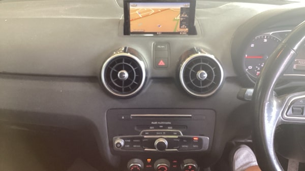 Used Audi A1 2015 for sale - 75454227: Photo 13