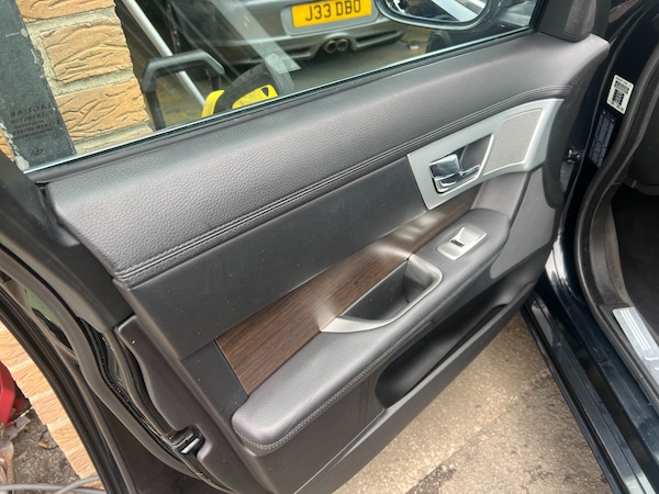 Used Jaguar XF 2011 for sale - 75367127: Photo 11