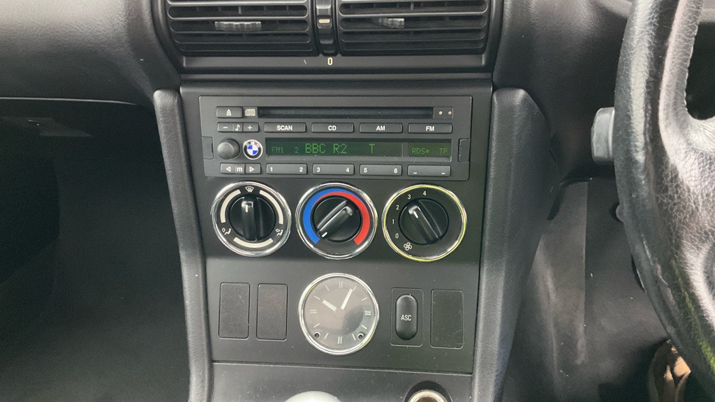 Used BMW Z3 2002 for sale - 76352147: Photo 16