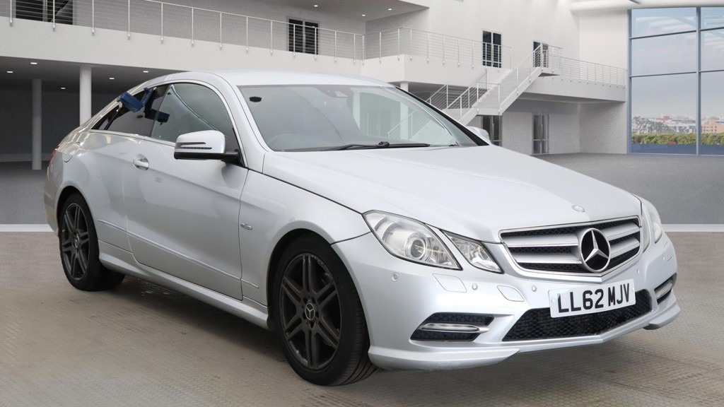 Used Mercedes-Benz E Class 2012 for sale - 76242701: Photo 1