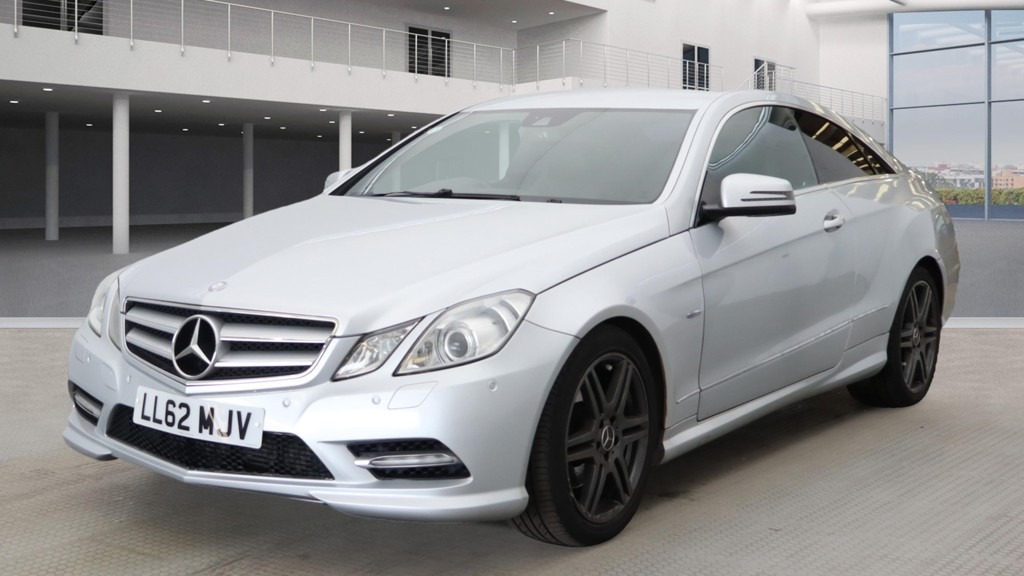 Used Mercedes-Benz E Class 2012 for sale - 76242701: Photo 3