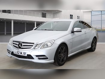 Used Mercedes-Benz E-Class 2012 for sale - 76242701: Photo 3