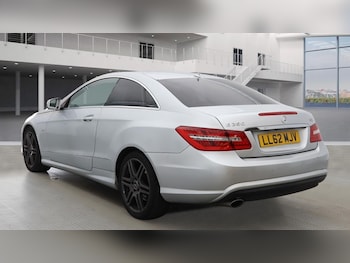 Used Mercedes-Benz E-Class 2012 for sale - 76242701: Photo 4