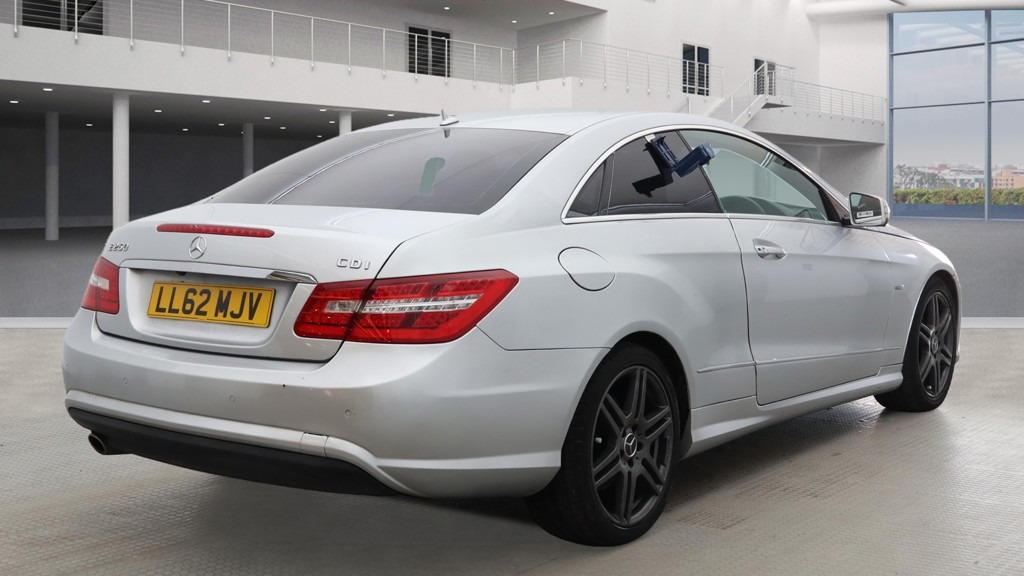 Used Mercedes-Benz E Class 2012 for sale - 76242701: Photo 5