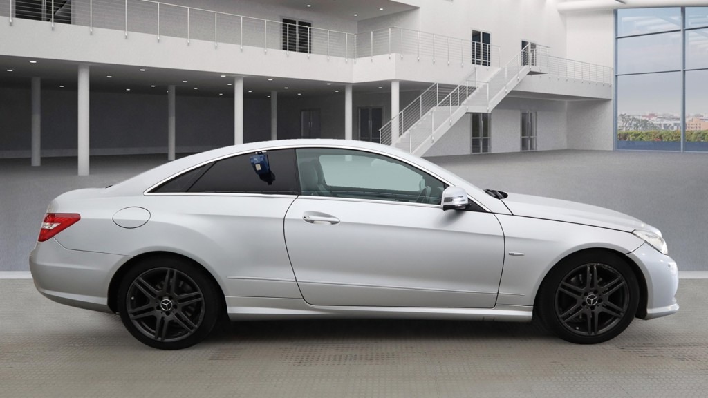 Used Mercedes-Benz E Class 2012 for sale - 76242701: Photo 6