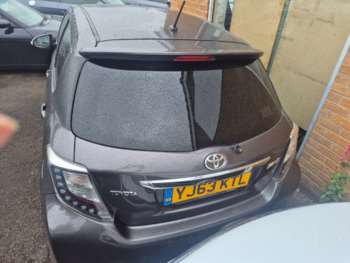 Used Toyota Yaris 2013 for sale - 74781250: Photo
