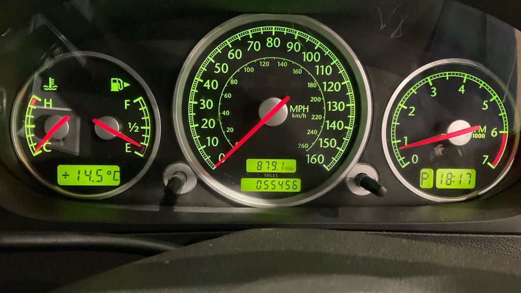 Used Chrysler Crossfire 2007 for sale - 76734327: Photo 5