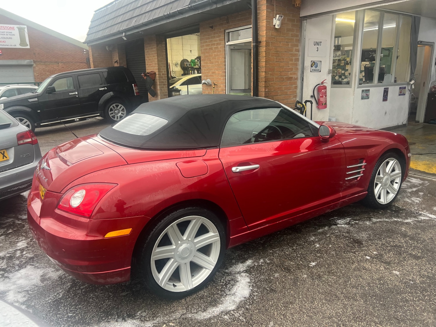 Used Chrysler Crossfire 2007 for sale - 76734327: Photo 8