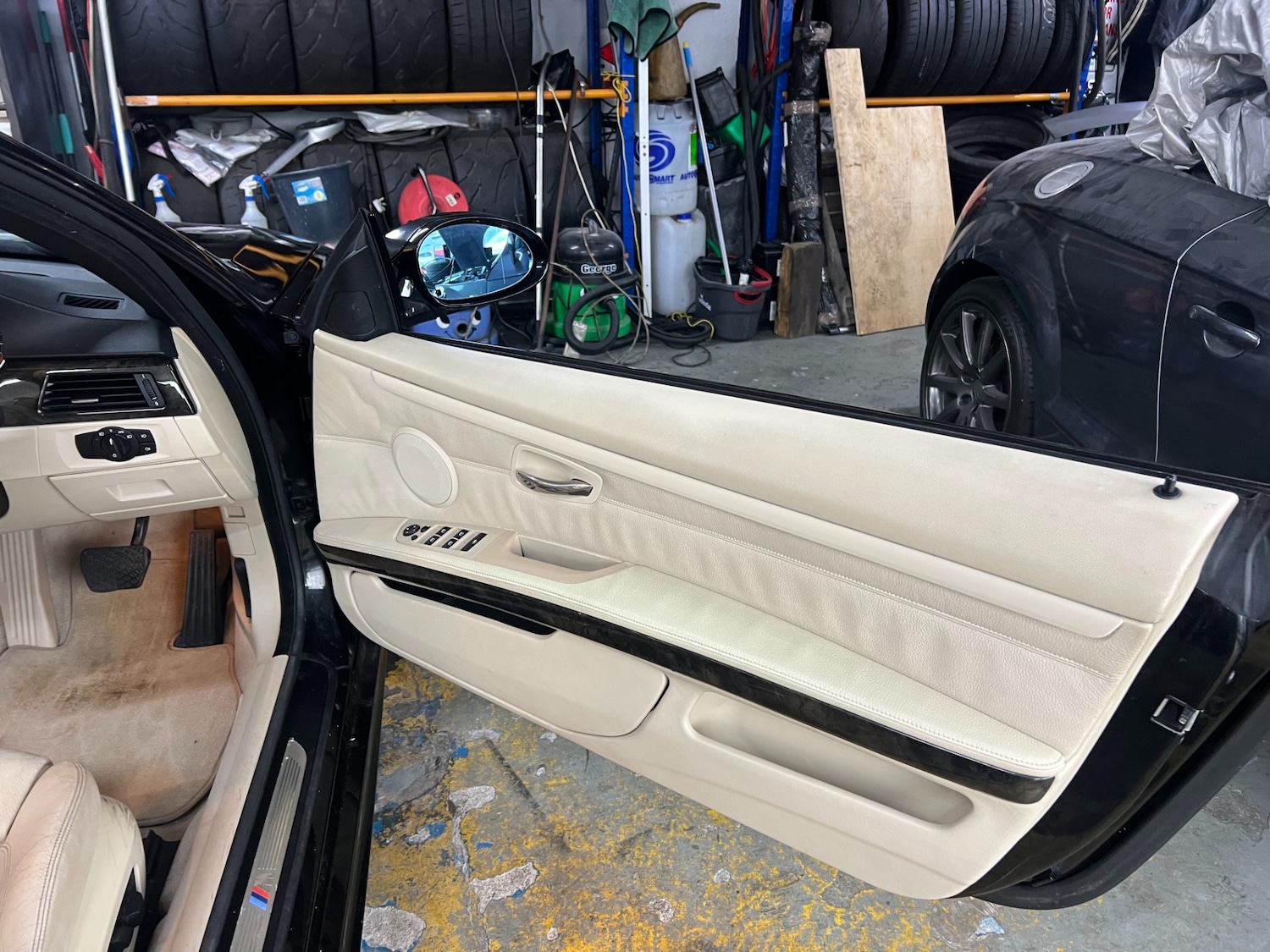 Used BMW 3 Series 2007 for sale - 76505175: Photo 12